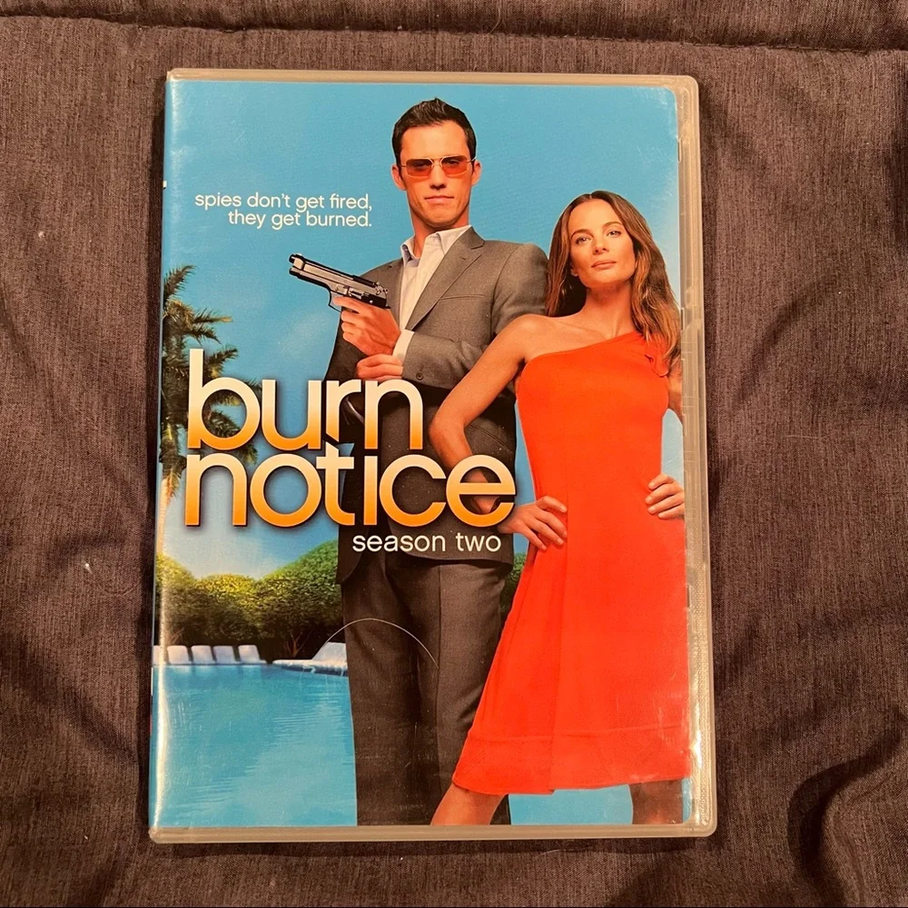 Burn Notice Seasons 1-3 on DVD Spy Action Drama USS Network Jeffrey Donovan - Picture 7 of 16